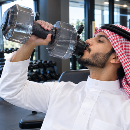 زجاجة ماء على شكل دمبل